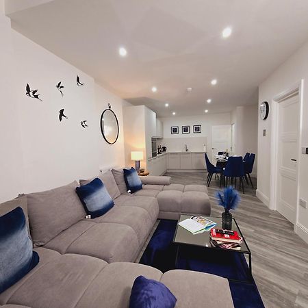 Abbey Corner By Nivaas Apartment Reading Exterior foto