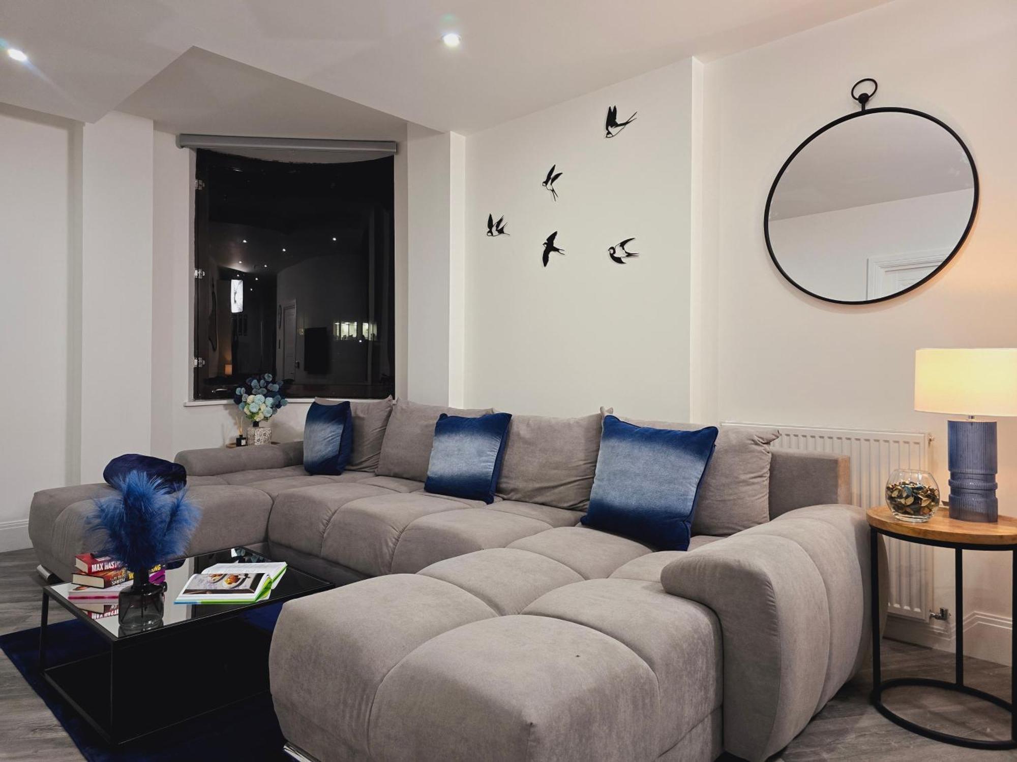 Abbey Corner By Nivaas Apartment Reading Exterior foto